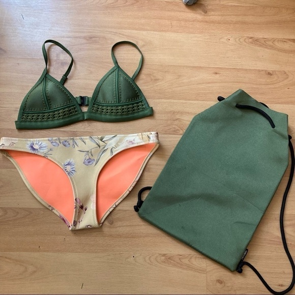 Triangl Set - Picture 2 of 5